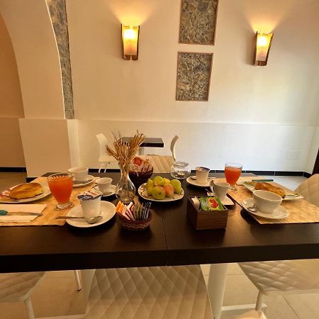 プラーイア・ア・マーレ Al Vecchio Pioppo Bed & Breakfast エクステリア 写真