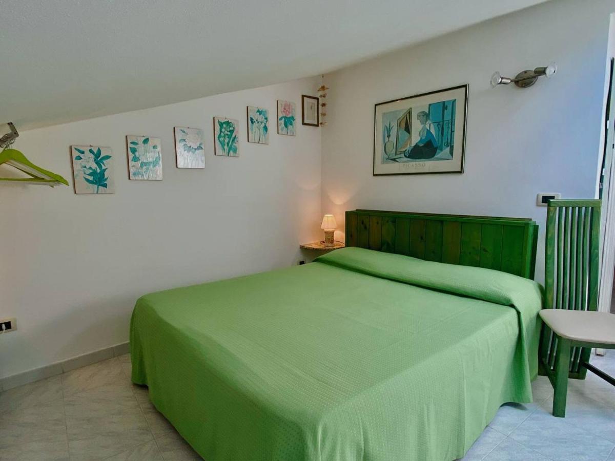 プラーイア・ア・マーレ Al Vecchio Pioppo Bed & Breakfast エクステリア 写真