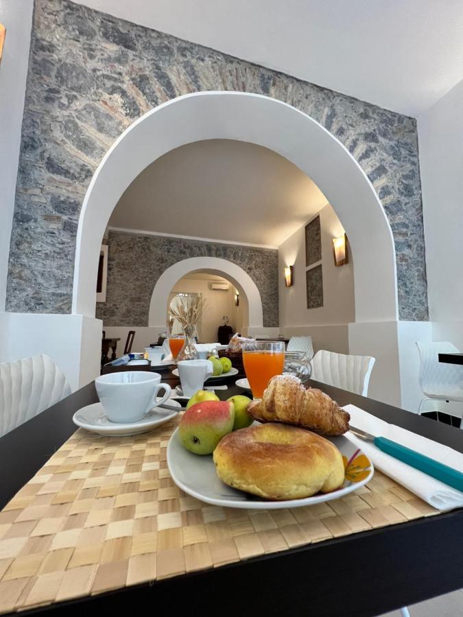 プラーイア・ア・マーレ Al Vecchio Pioppo Bed & Breakfast エクステリア 写真