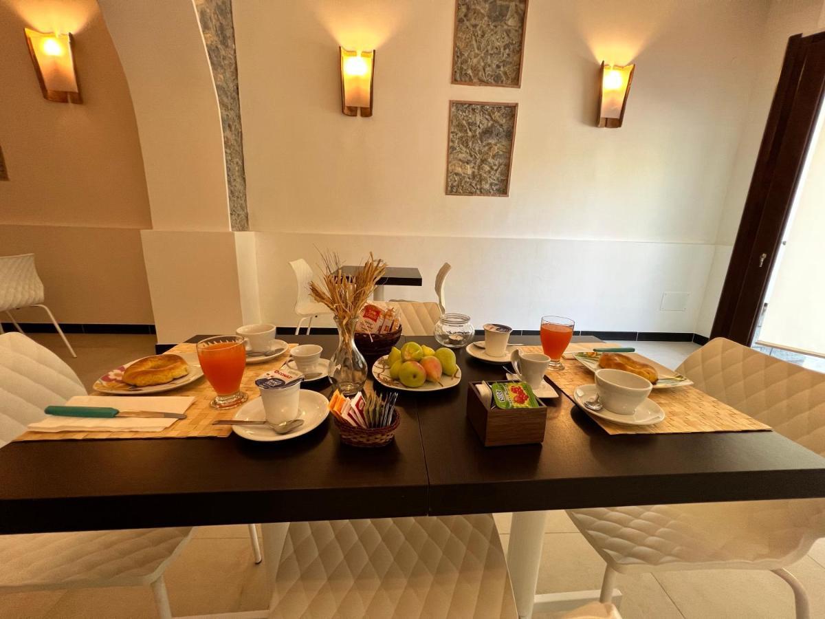 プラーイア・ア・マーレ Al Vecchio Pioppo Bed & Breakfast エクステリア 写真